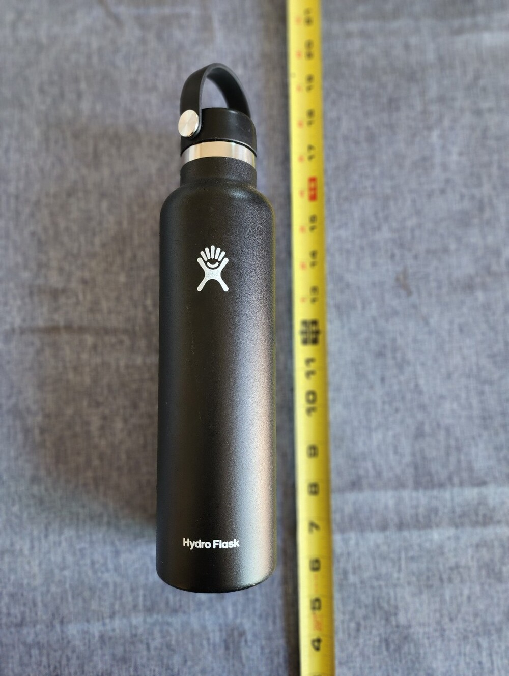 Hydro Flask Insulated Stainless Steel Bottle 24oz - Black Pre Owned